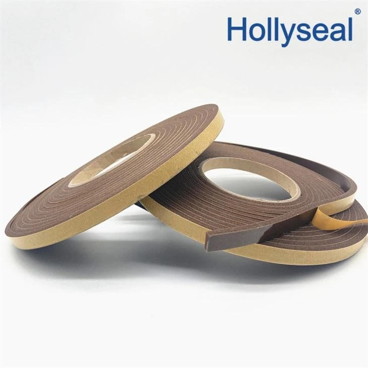 Einseitiges PVC-Schaumband mittlerer Dichte